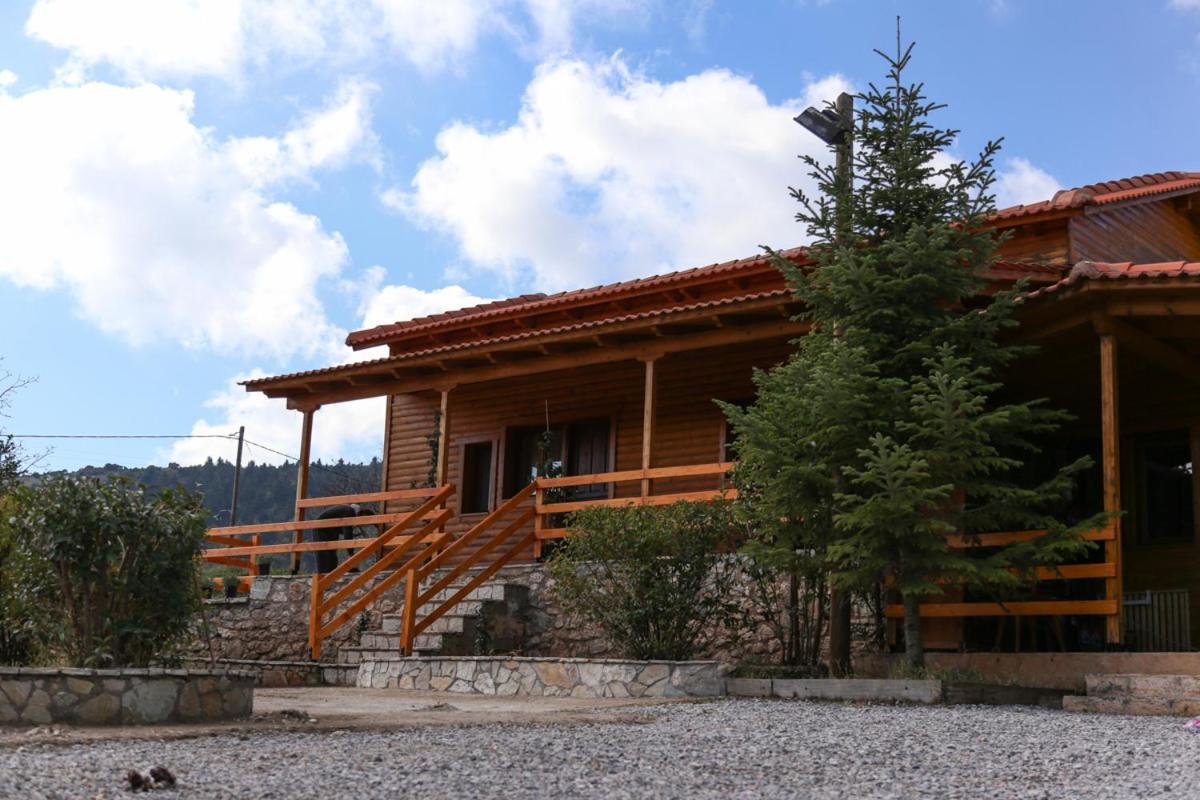 Orias Guesthouse & Farm Kalavryta Exteriör bild