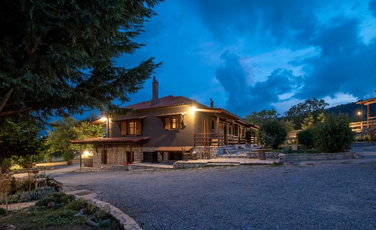 Orias Guesthouse & Farm Kalavryta Exteriör bild