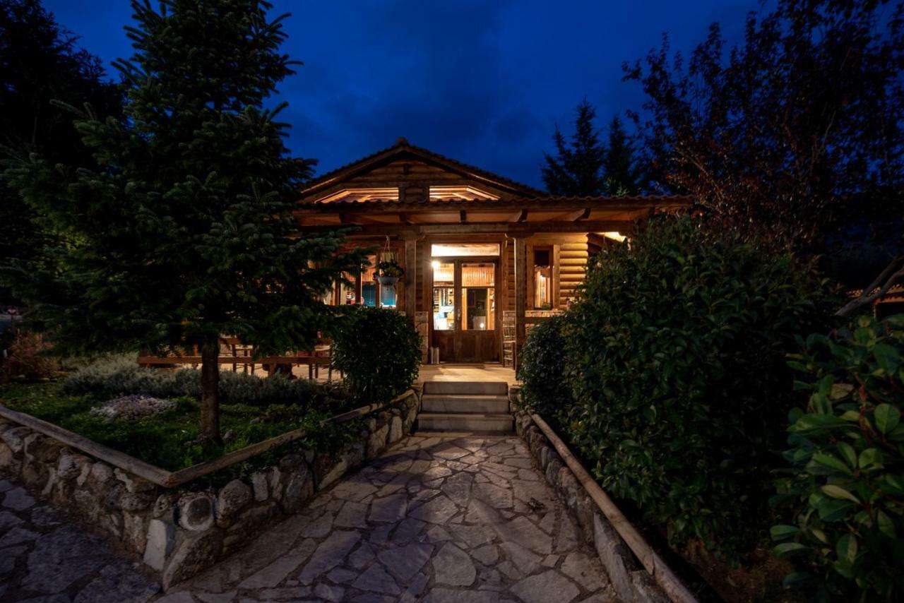 Orias Guesthouse & Farm Kalavryta Exteriör bild