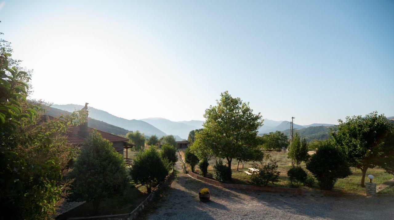 Orias Guesthouse & Farm Kalavryta Exteriör bild